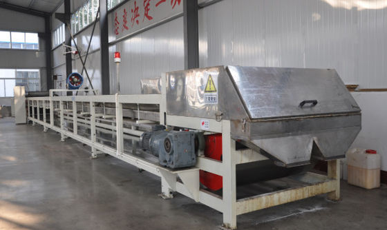 China Horizontal Filled Wax Pastilles Machine With Cooling Solidification Belt Conveyor supplier