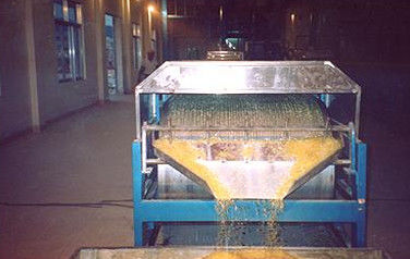 China Single Belt Cooler Beeswax Pellet Manufacturing Equipment With High Productivity supplier